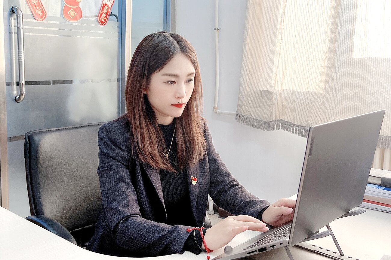 toto彩票
国资战队&ldquo;英雄谱&rdquo;事迹专栏&mdash;&mdash;中药公司医学与市场部医学经理王丽宇