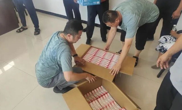 助力乡村振兴 | 哈药基金会向巴彦县新立村捐赠1600盒皮肤用药